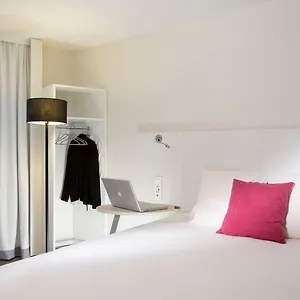 Ibis Styles Centre Gare Beffroi 3* Lille